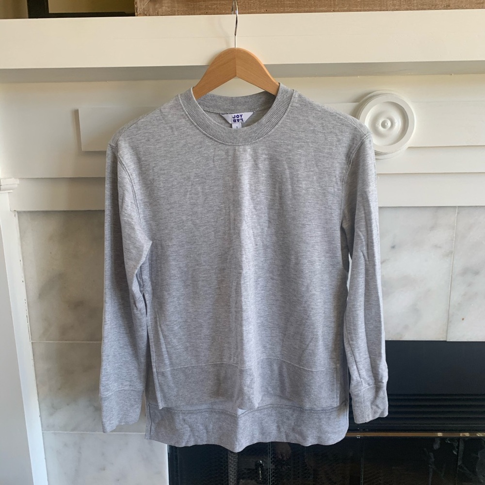 Women’s Grey Crewneck with side slit Size Small
